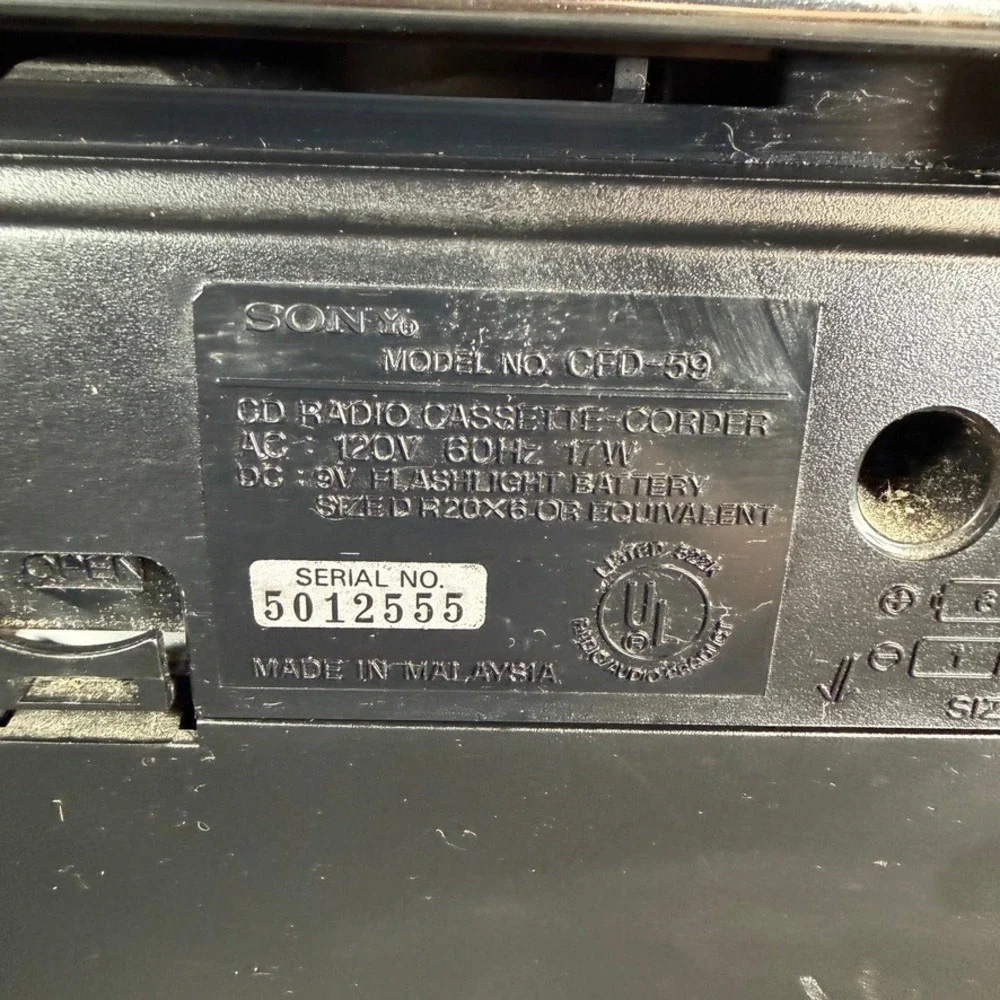 Sony CFD-S9 CD Radio Cassette‎ Boombox – Untested – For Parts or Repair